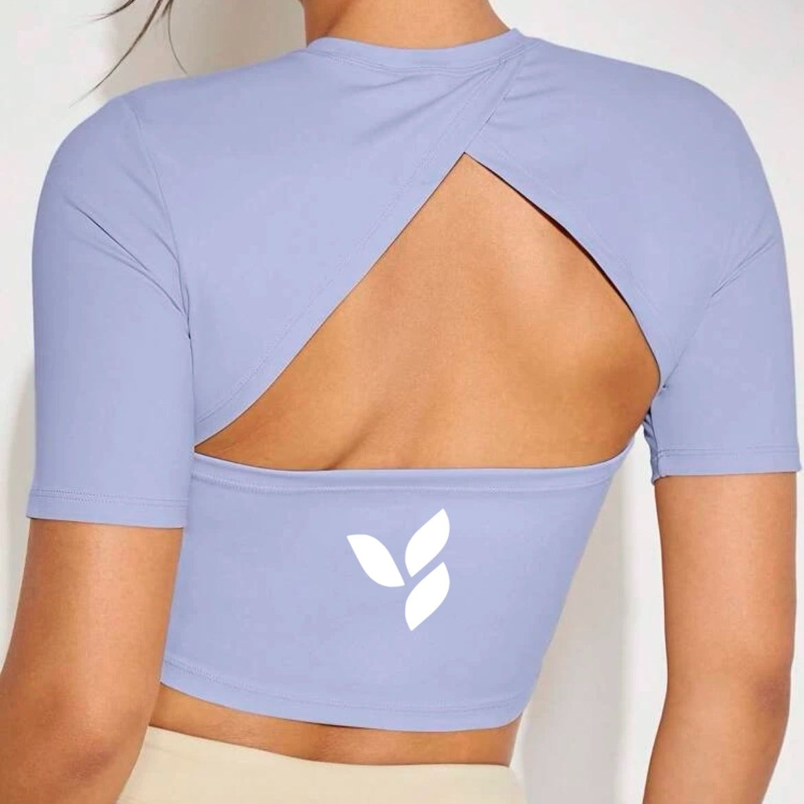 Women's Solid Backless Crop Sports Tee Lilac